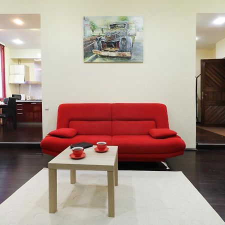 Paulmarie Apartments On Lenina Avenue Гомел Екстериор снимка