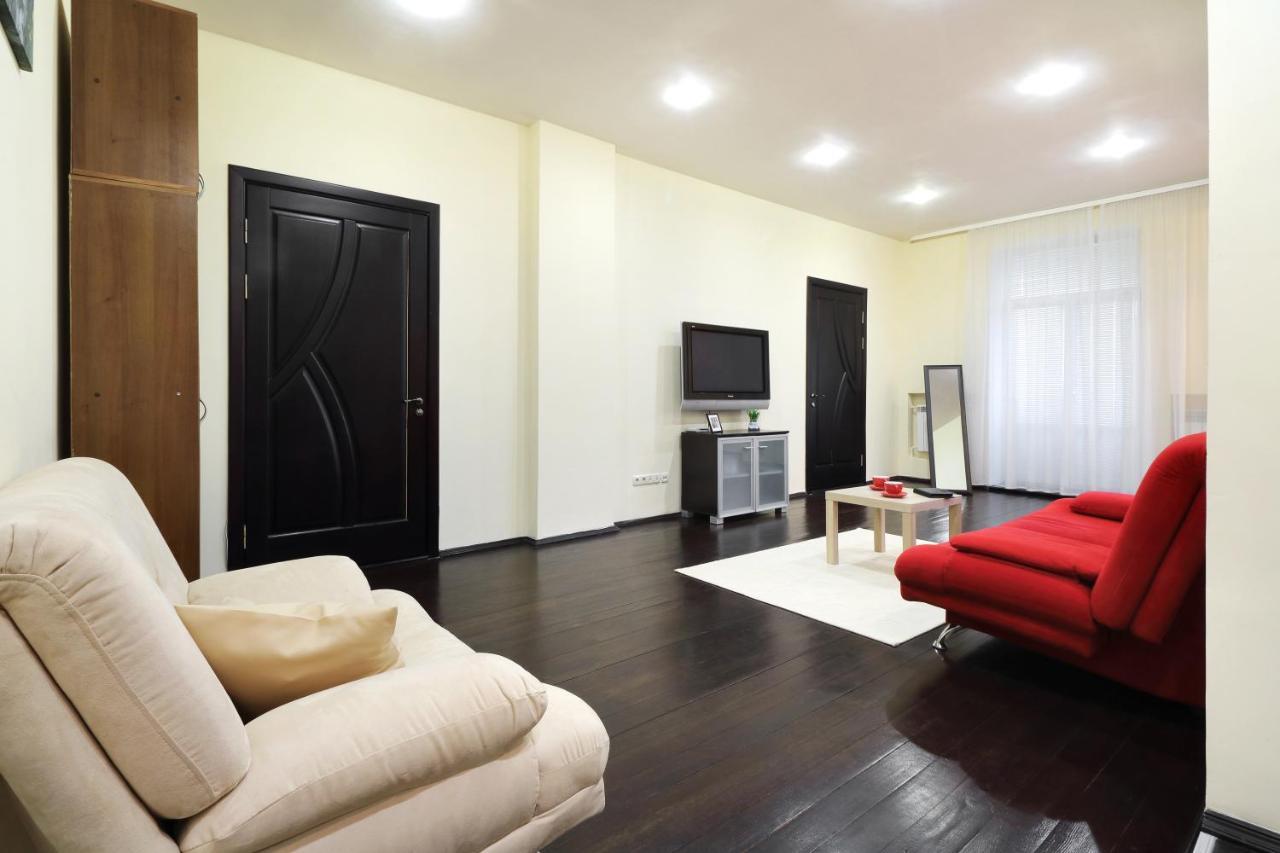 Paulmarie Apartments On Lenina Avenue Гомел Екстериор снимка