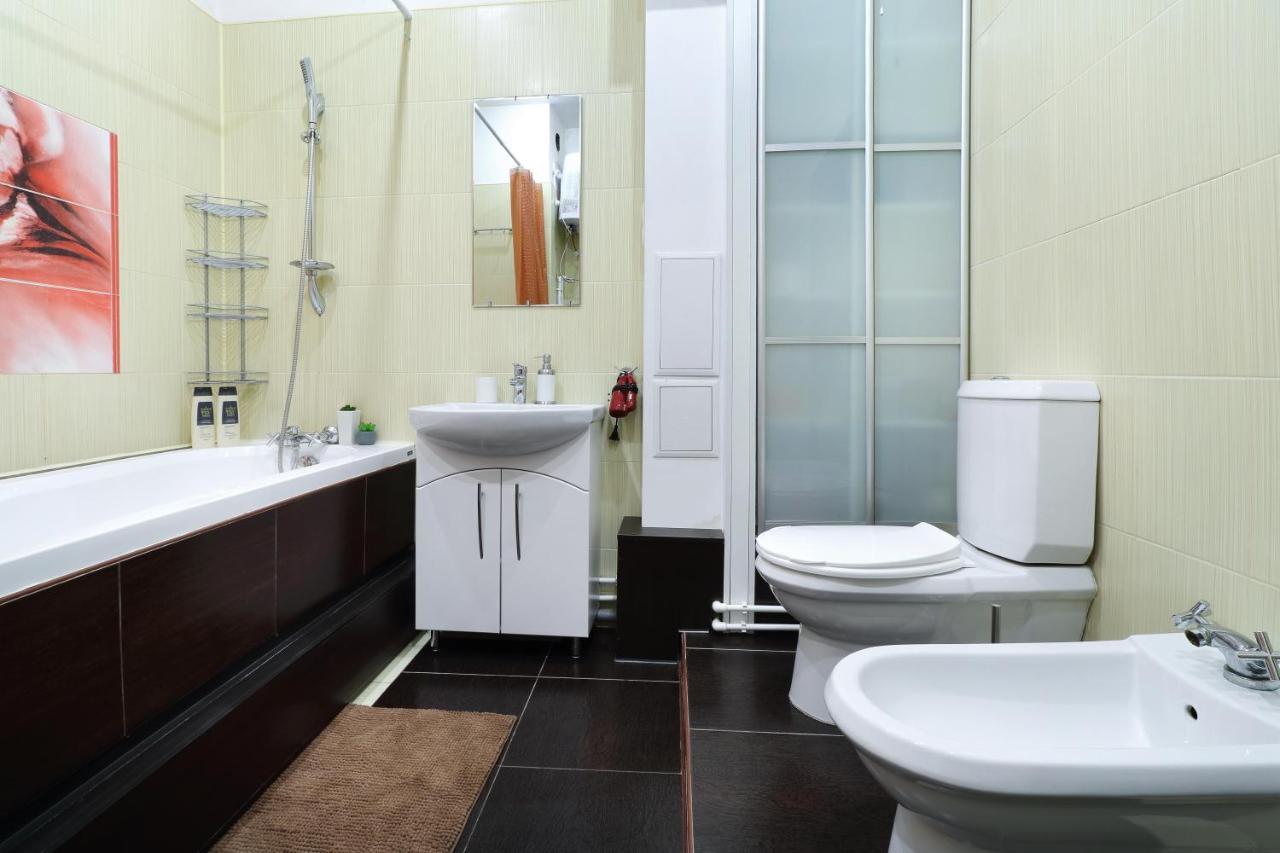 Paulmarie Apartments On Lenina Avenue Гомел Екстериор снимка