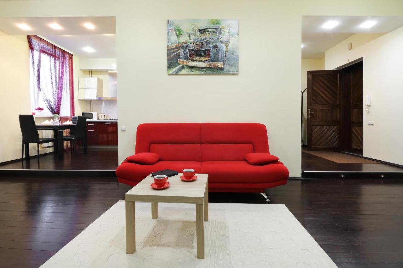 Paulmarie Apartments On Lenina Avenue Гомел Екстериор снимка
